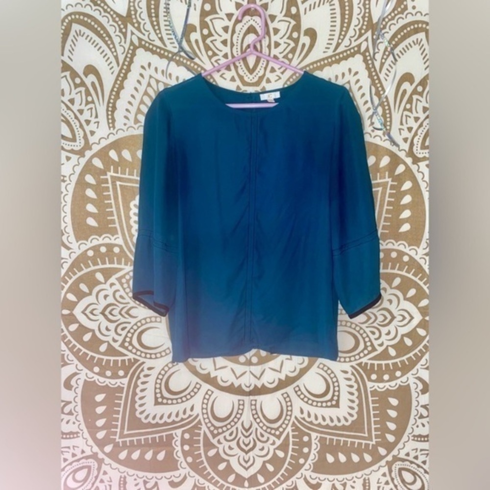 Charming Charlie Women’s Long Sleeve Top Green M